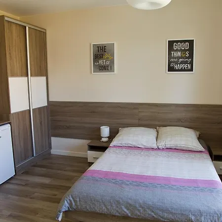 Nocleg ze śniadaniem Holiday-darłówko 3*