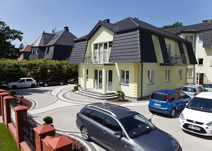 Holiday-darłówko Alojamento de Acomodação e Pequeno-almoço Darlowko