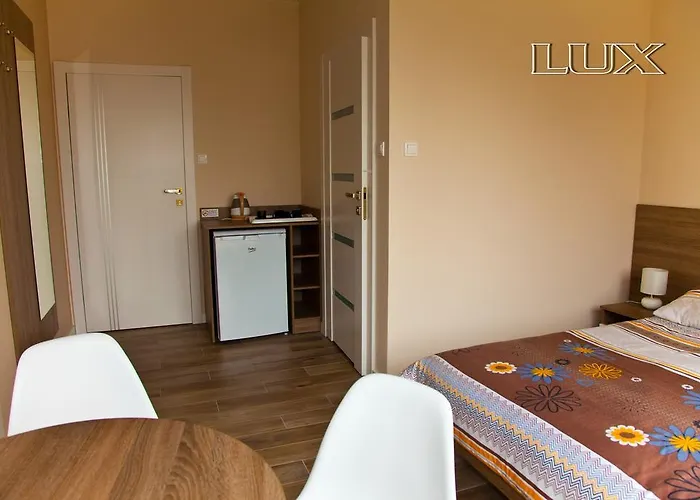 Alojamento de Acomodação e Pequeno-almoço Holiday-darłówko 3*