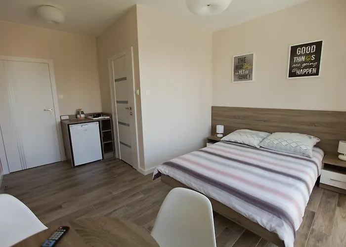 Alojamento de Acomodação e Pequeno-almoço Holiday-darłówko